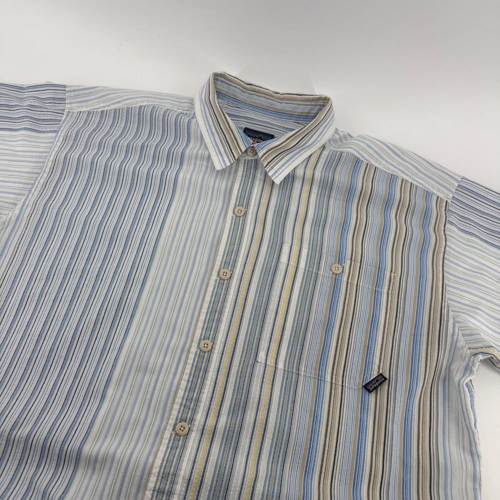 Patagonia Mens Large Blue Stripe Short Sleeve Button Down Shirt Vintage Outdoor